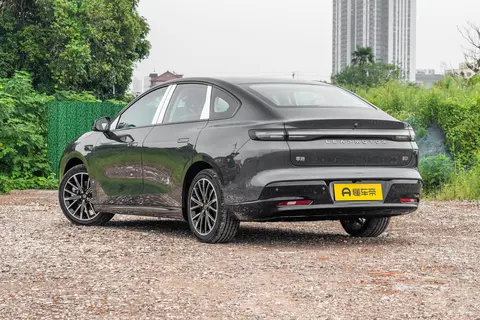 10万级实测:650km续航+激光雷达的家用纯电车体验