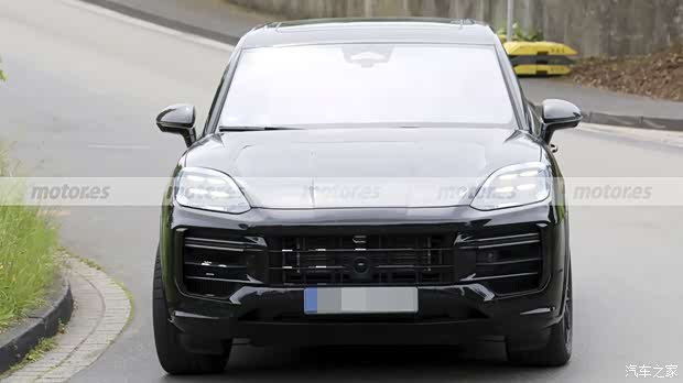 2027年发布 动力将再升级 新款保时捷Cayenne Turbo E-Hybrid曝光